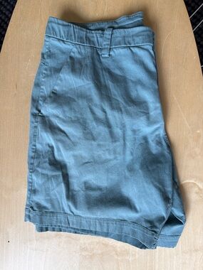 Lululemon Commission Short 7" Stretch Cotton - 32"